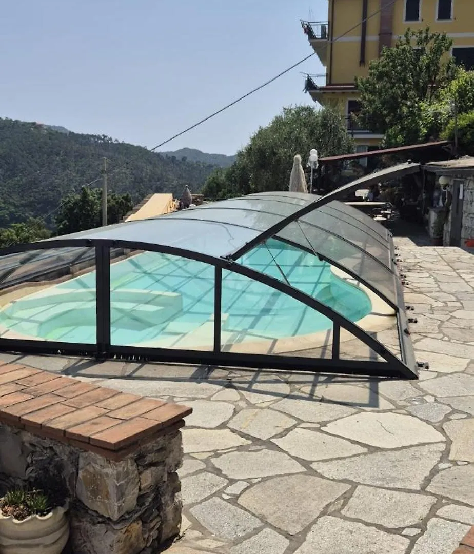 Villa Lice Verici 카사르자리구레